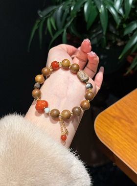 天然沉香木南红吊坠项链女新中式国风时尚复古感高级轻奢新品