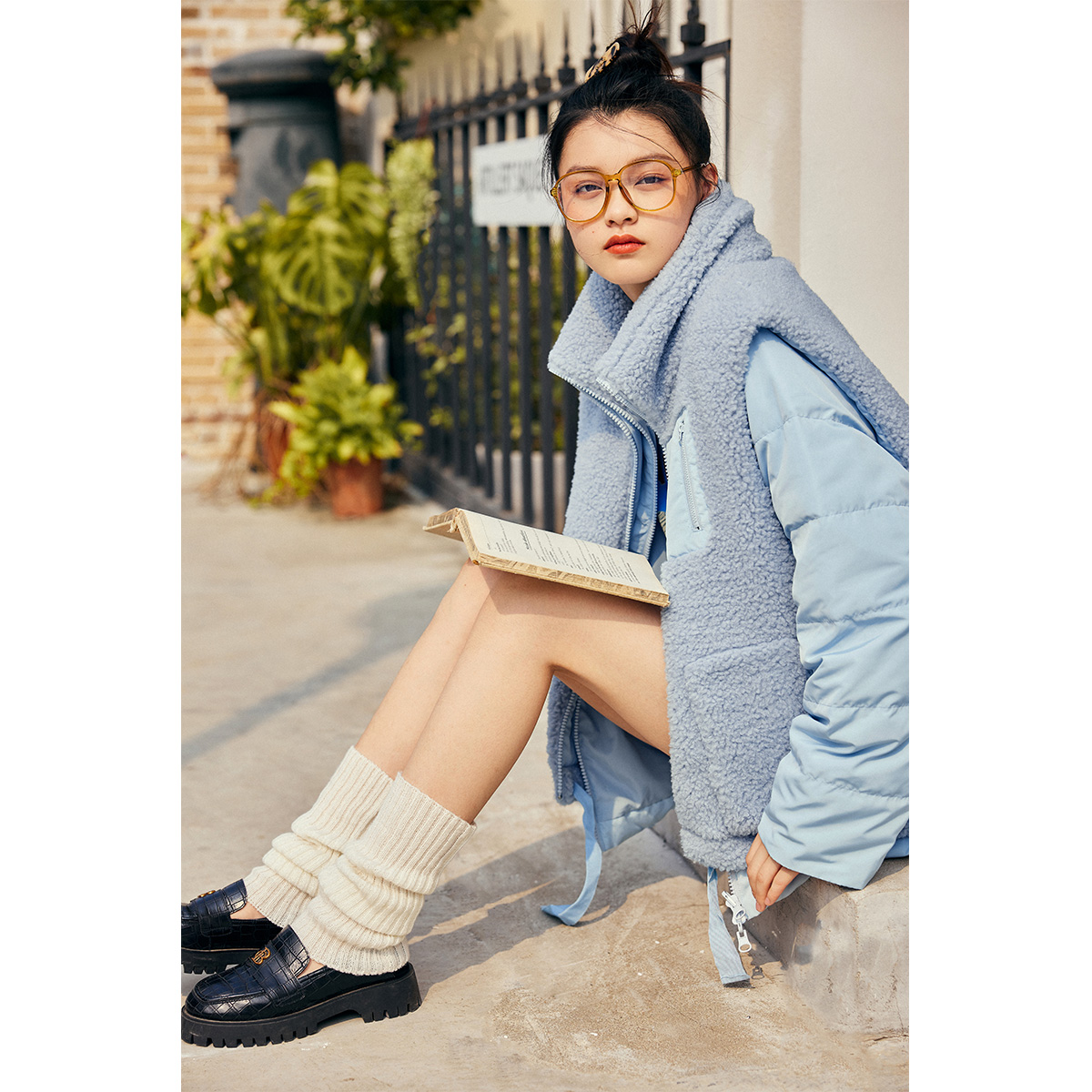 太平鸟假两件2021新款时尚羽绒服 太平鸟广仁羽绒服