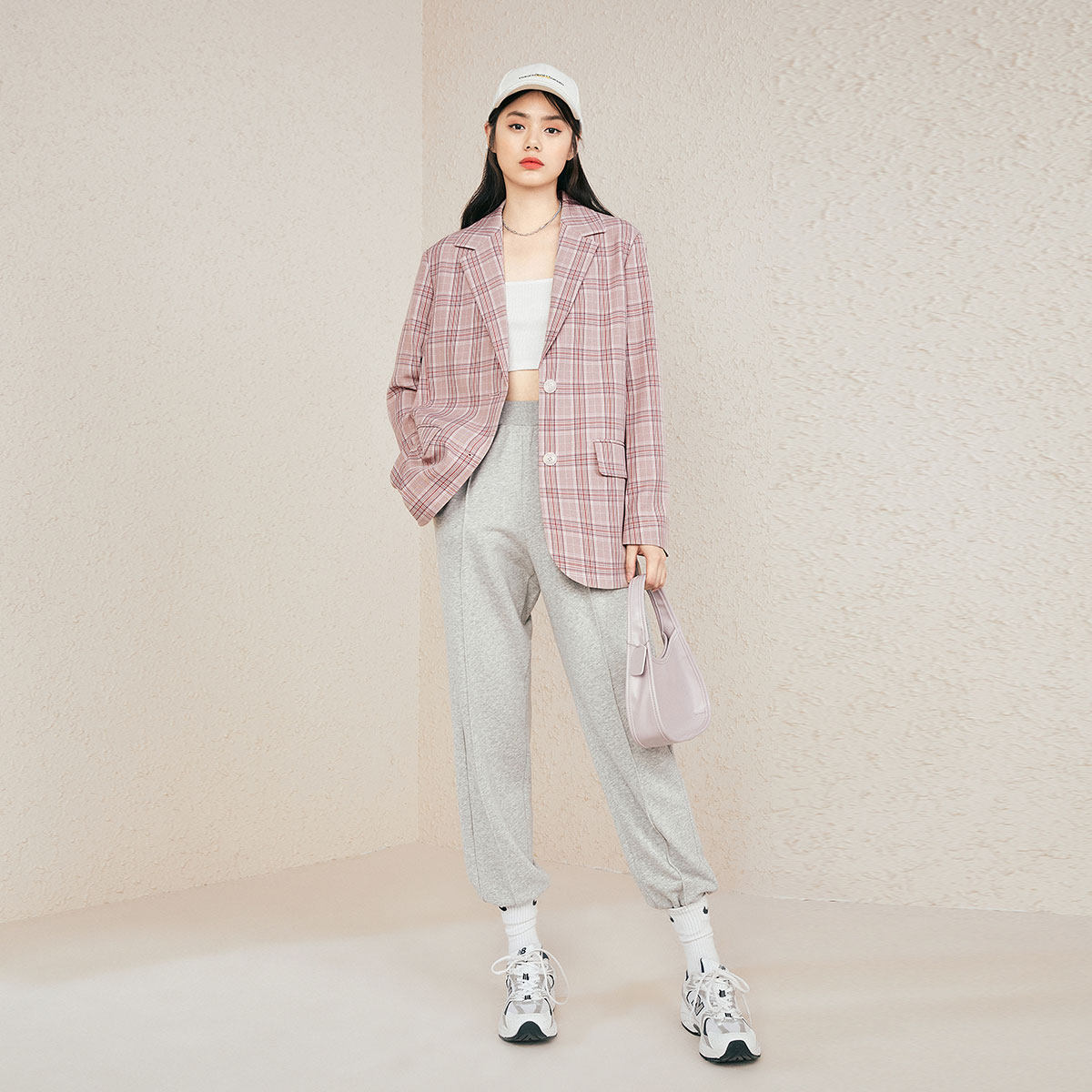 2太平鸟粉色格纹外套2020新款西服 太平鸟西装