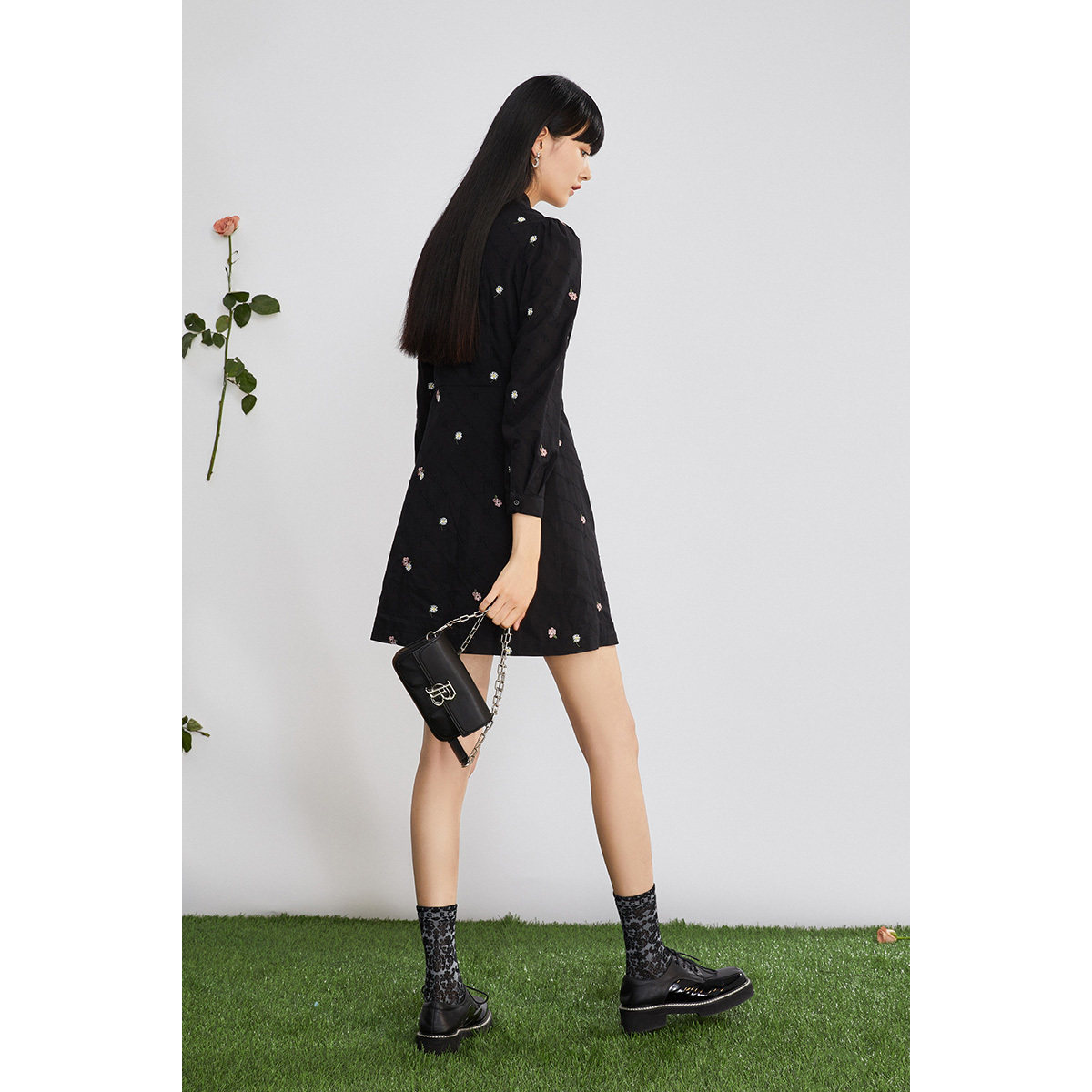 【商场同款】太平鸟2020秋冬连衣裙 太平鸟连衣裙