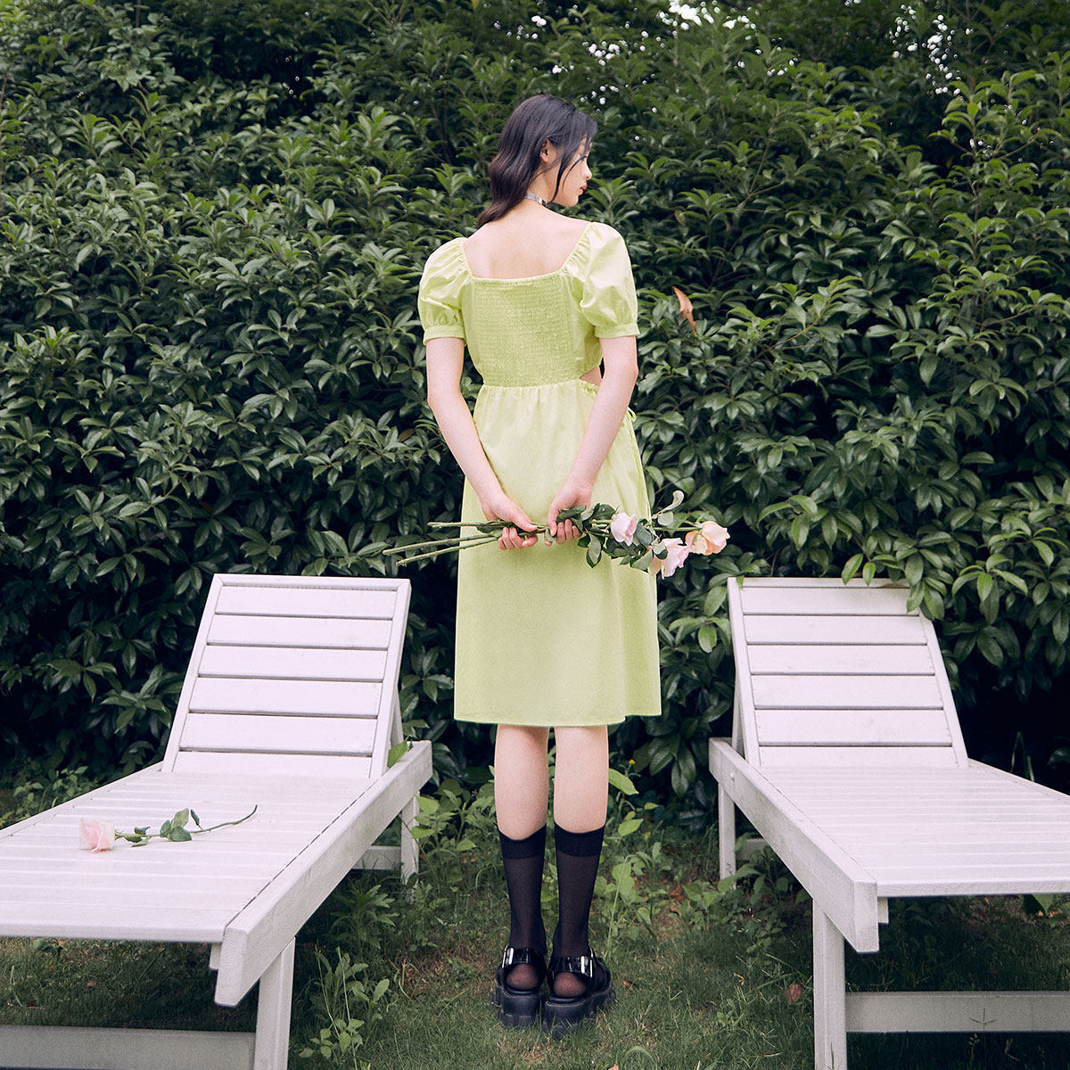 太平鸟法式复古方领2020夏季连衣裙 太平鸟普埃拉连衣裙