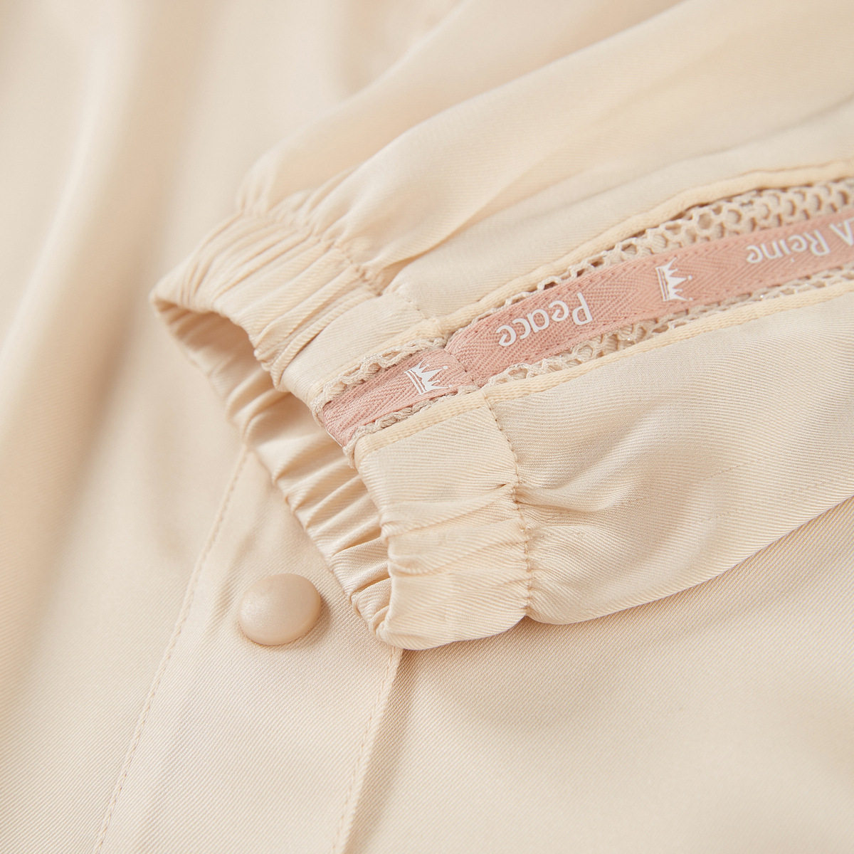 【商场同款】太平鸟短款2020秋衬衫 太平鸟普埃拉衬衫