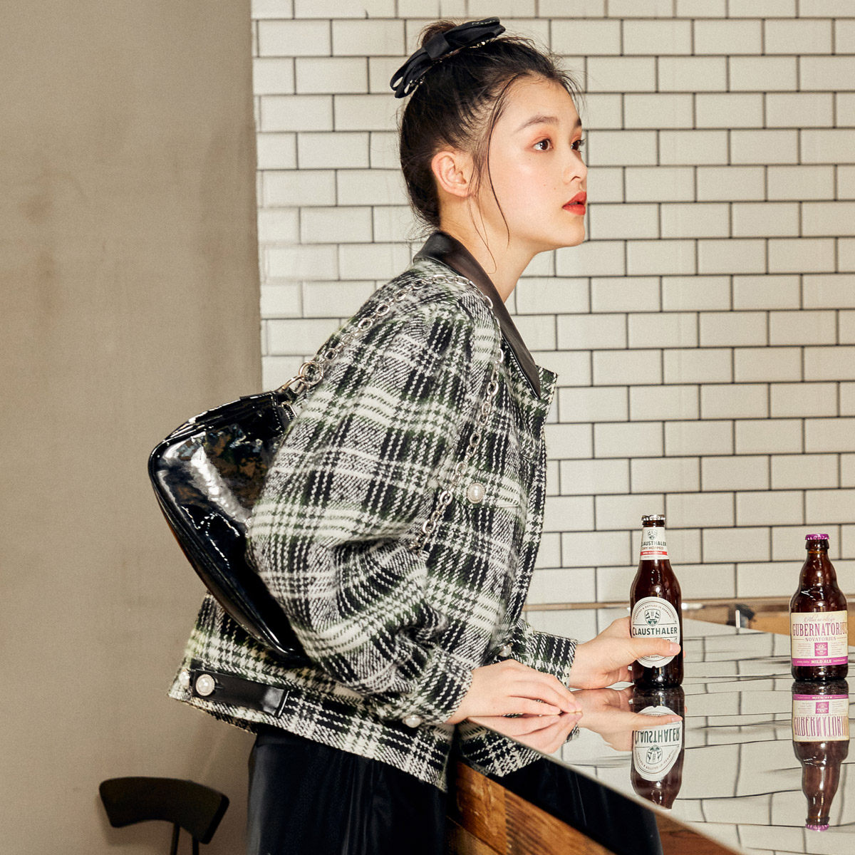 太平鸟拼接pu领格纹毛呢2020短外套 太平鸟毛呢外套