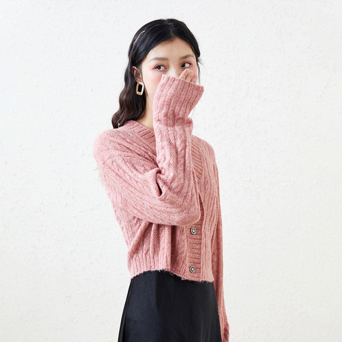 太平鸟梅子粉色外搭2020秋季针织衫 太平鸟普埃拉毛针织衫