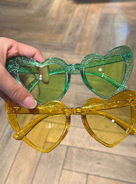 桃心太阳镜街拍闪粉爱心墨镜潮