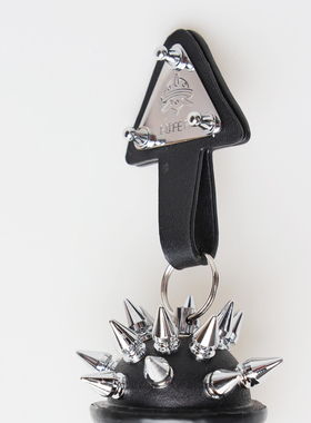 暗黑真皮铆钉钥匙扣GOFEFE