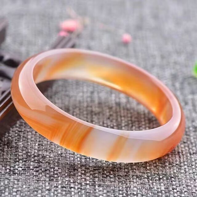 Onyx jade bracelet for women high ice type champagne gold candy pretty red horse material authentic flat chalcedony jade bracelet