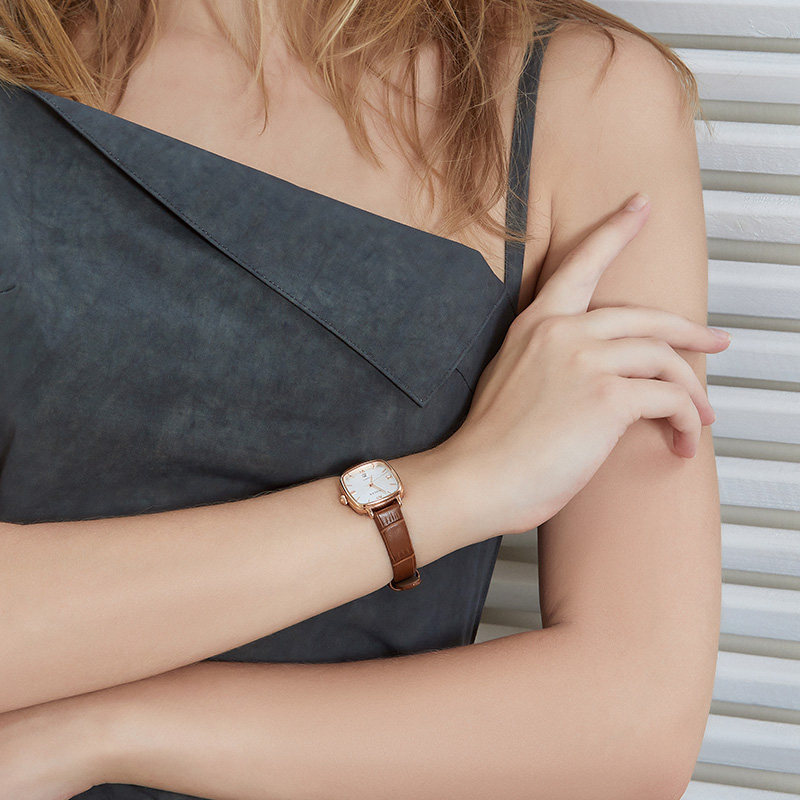 宝时捷2021年新款方形女士ins手表 宝时捷手表国产腕表