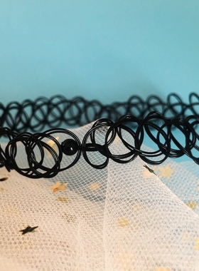 不掉色弹力渔网项圈舒适