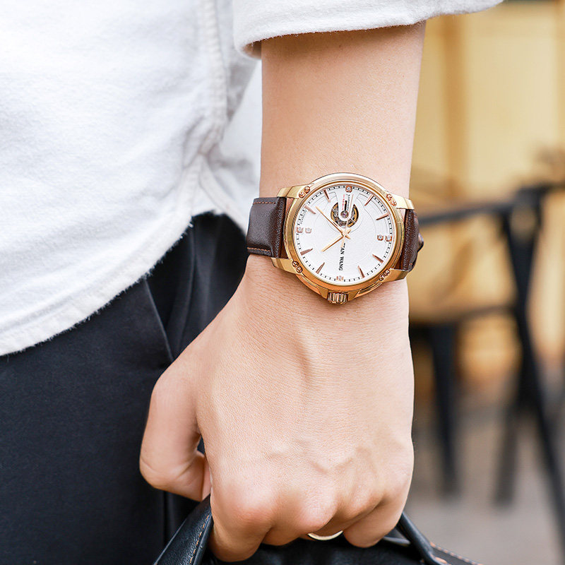 正品镂空自动大表盘真皮商务天王表 天王国产腕表