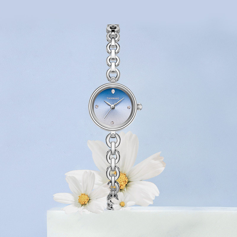 天王渐变蓝20mm小表盘手链式女表 天王国产腕表