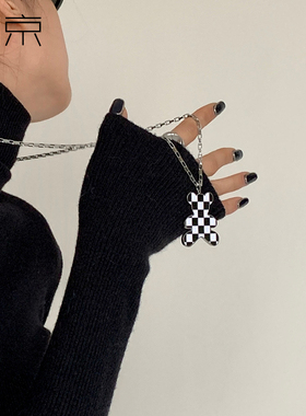 钛钢项链 韩国棋盘格小熊项链女ins甜酷网红长款毛衣链不掉色配饰