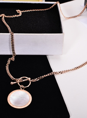 欧美时尚玫瑰金黑白色挂件毛衣链