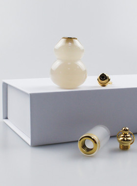 适用天然玛瑙玉髓小空心瓶玉葫芦朱砂瓶舍利香水精油瓶嘎乌盒吊坠