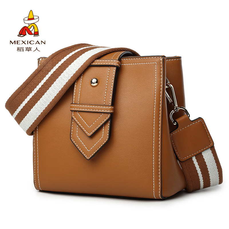 稻草人小方包女青年新款宽带单肩包 稻草人伊之禾女士包袋