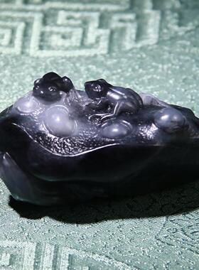 莲蓬青蛙手把件青花籽料和田玉