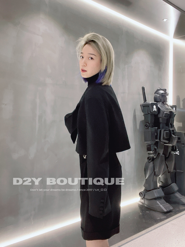 特价FORDARE蝴蝶结短款西装错位腰头百褶裙蝴蝶扣 D2Y Boutique - 图1