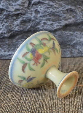 仿古瓷器 复古做旧明成化风格 斗彩三果纹高足杯 酒杯 古董古玩