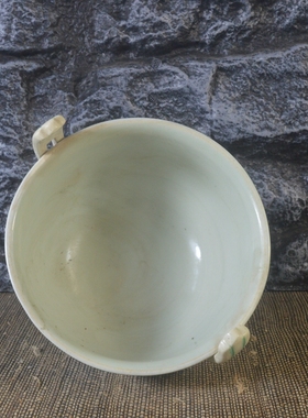 缠枝莲三足炉古董古玩