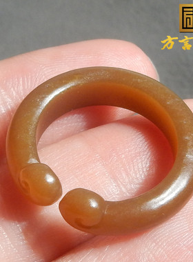 新疆和田玉且末料老红糖满糖戒指