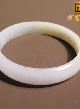 捡大漏方言和田玉收藏级新疆细腻油润糖青花籽料点墨卡60mm手镯X5