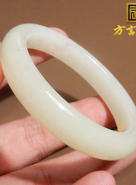 方言和田玉新疆且末料手镯子
