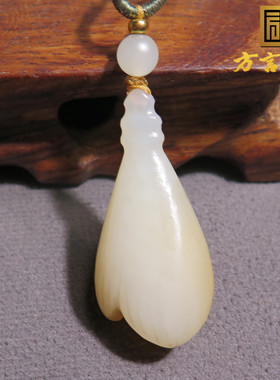 亮眼方言和田玉精品收藏级新疆且末细腻油润糖白玉兰花吊坠挂件X5
