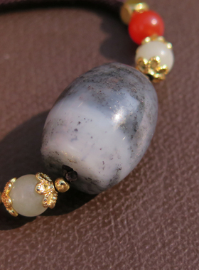 美美哒方言精品和田玉新疆黑白分明青花籽料勒子锁骨链单珠吊坠X1