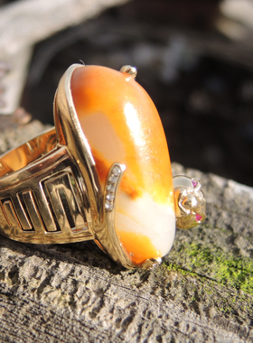 方言品牌罕见一线天橘红油皮籽料