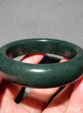 方言和田玉沙枣青籽油润手镯