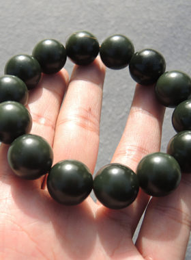 高品质方言和田玉精品放漏老熟新疆沙枣青籽料16mm圆珠手链手串S6