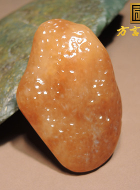 放漏了方言和田玉新疆且末料油润细腻糖白分明糖白玉米神吊坠h3