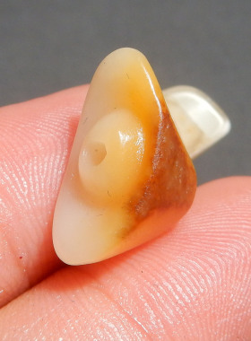 惊呆方言和田玉精品特色细腻唐河料黄沁皮元宝DIY配饰吊坠挂件R5