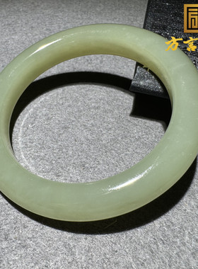 放漏方言和田玉精品推荐老坑青海料高冰湖水绿精美细腻57mm手镯S