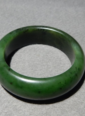 方言企业新疆碧玉籽料手镯51mm