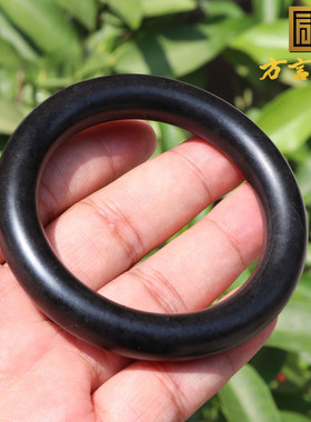 方言和田玉珍稀名品新疆手镯