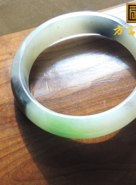 方言和田玉五彩玉手镯青海老坑