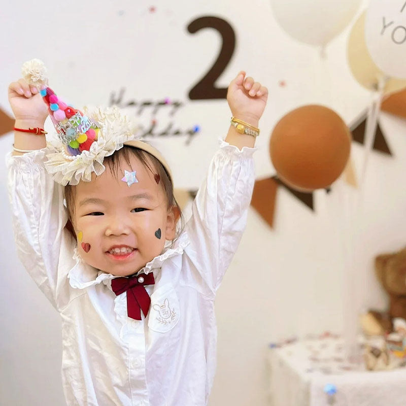 多巴胺生日周岁糖果毛球帽带纱发箍派对公主女孩儿童发饰帽子头饰