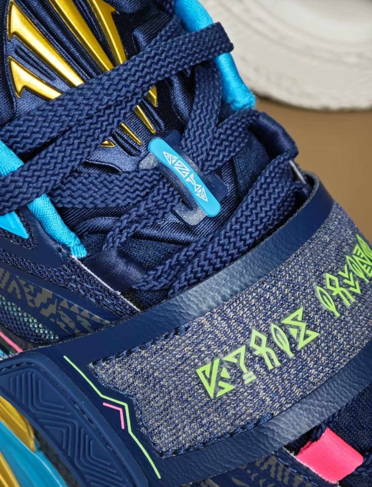 安踏KAI1欧文一代实战专业减震透气耐磨科技低帮112611102SF-9 - 图2