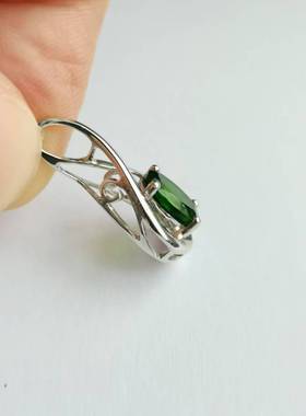 18K金镶俄罗斯天然无暇级铬透辉石吊坠 小精品系列