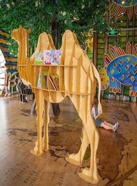 立体动物装饰架橱窗道具落地摆件