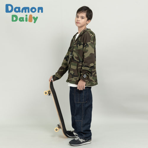 26秋季男女童日系DD棉质迷彩外套 企鹅刺绣连帽卫衣 DAMON DAILY - 图2