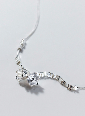 猫蛰碎银几两花朵纯银女项链