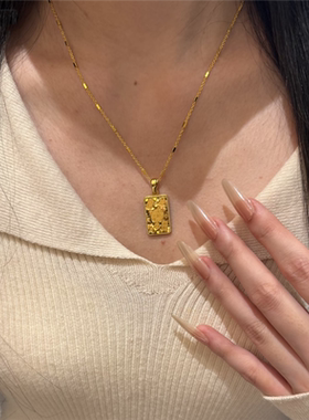 招财小猫碎碎冰方牌吊坠项链女