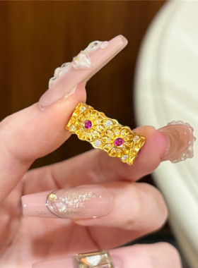 沙金镂空玫瑰窗花戒指女