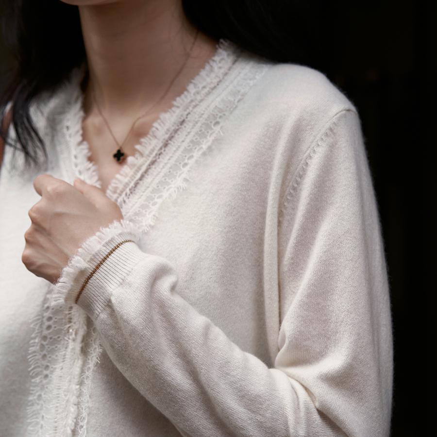 斐雪 拥抱诗意与浪漫 繁复工艺秋季流苏蕾丝花边针织纯羊绒开衫 - 图1