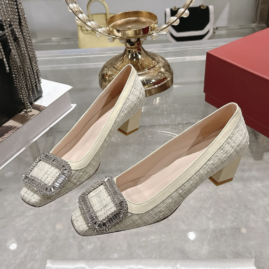 小香风粗花呢水钻方扣单鞋方头粗跟亮片高跟鞋女25 新款低跟女鞋,淘宝优惠券,粉丝福利购,淘宝优惠卷