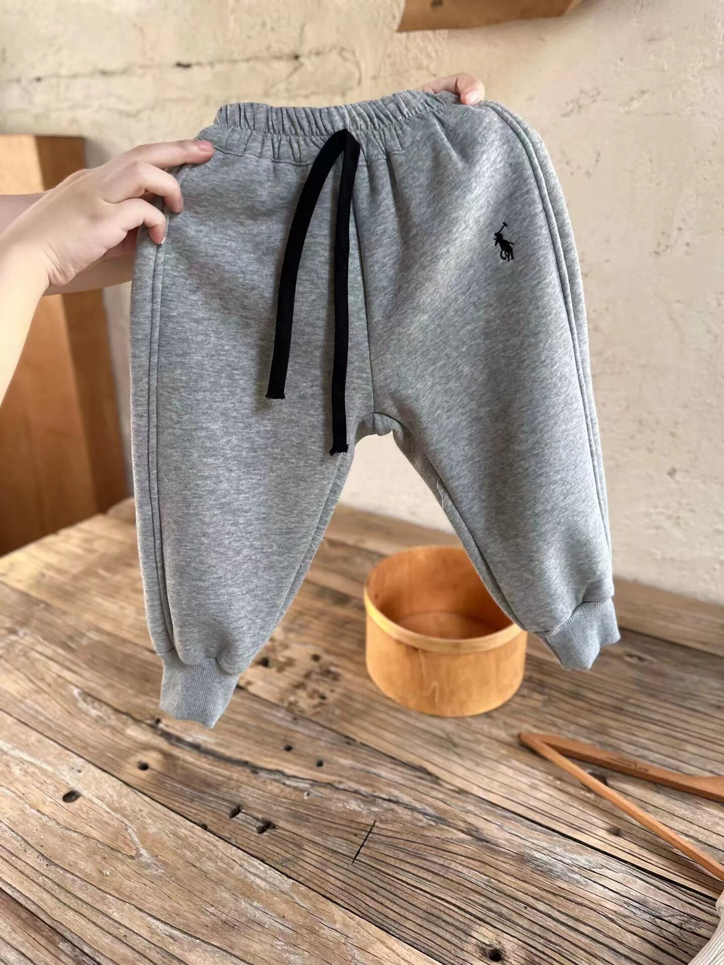 儿童长裤女一体绒冬季款宝宝束脚休闲裤纯色男童条纹卫裤加绒加厚,淘宝优惠券,粉丝福利购,淘宝优惠卷