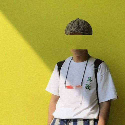 Демисезонная брендовая шапка, популярно в интернете, в британском стиле