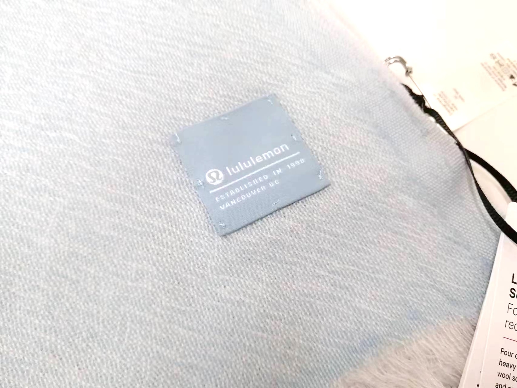 现货 lululemon Long Rectangle Scarf 瑜伽休闲保暖围巾披肩 - 图0